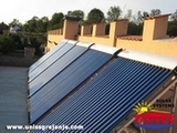 Solarni sistemi - Solarni sistemi vakuumski za solarno grejanje sanitarne vode, kuce Solarni sistemi - Solarni sistemi vakuumski za solarno grejanje kuce, vode stv ptv - Solarni sistemi termalni